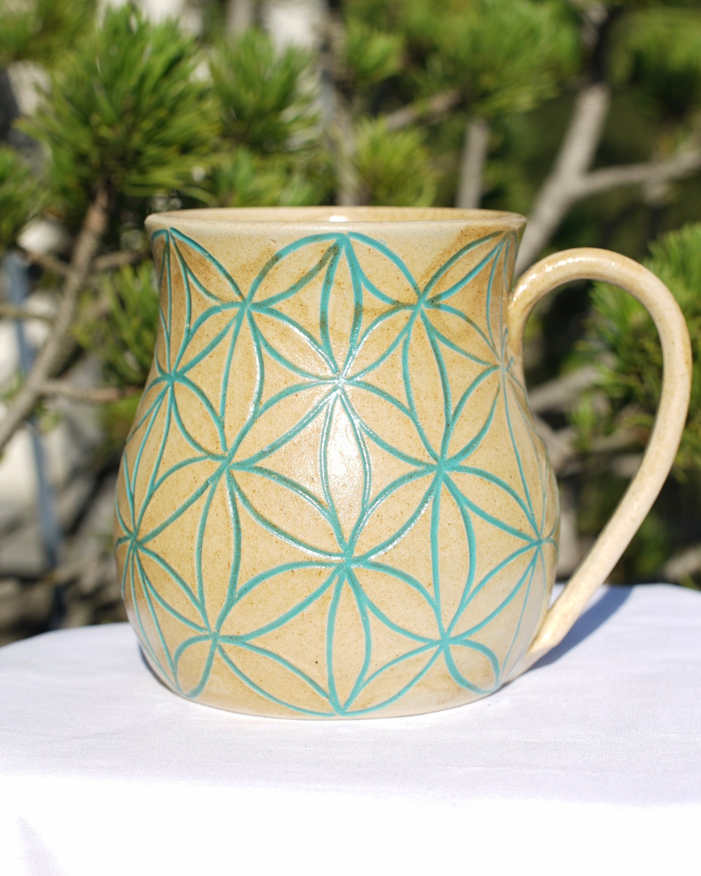 Tasse Fleur de vie Jade Sgraffito