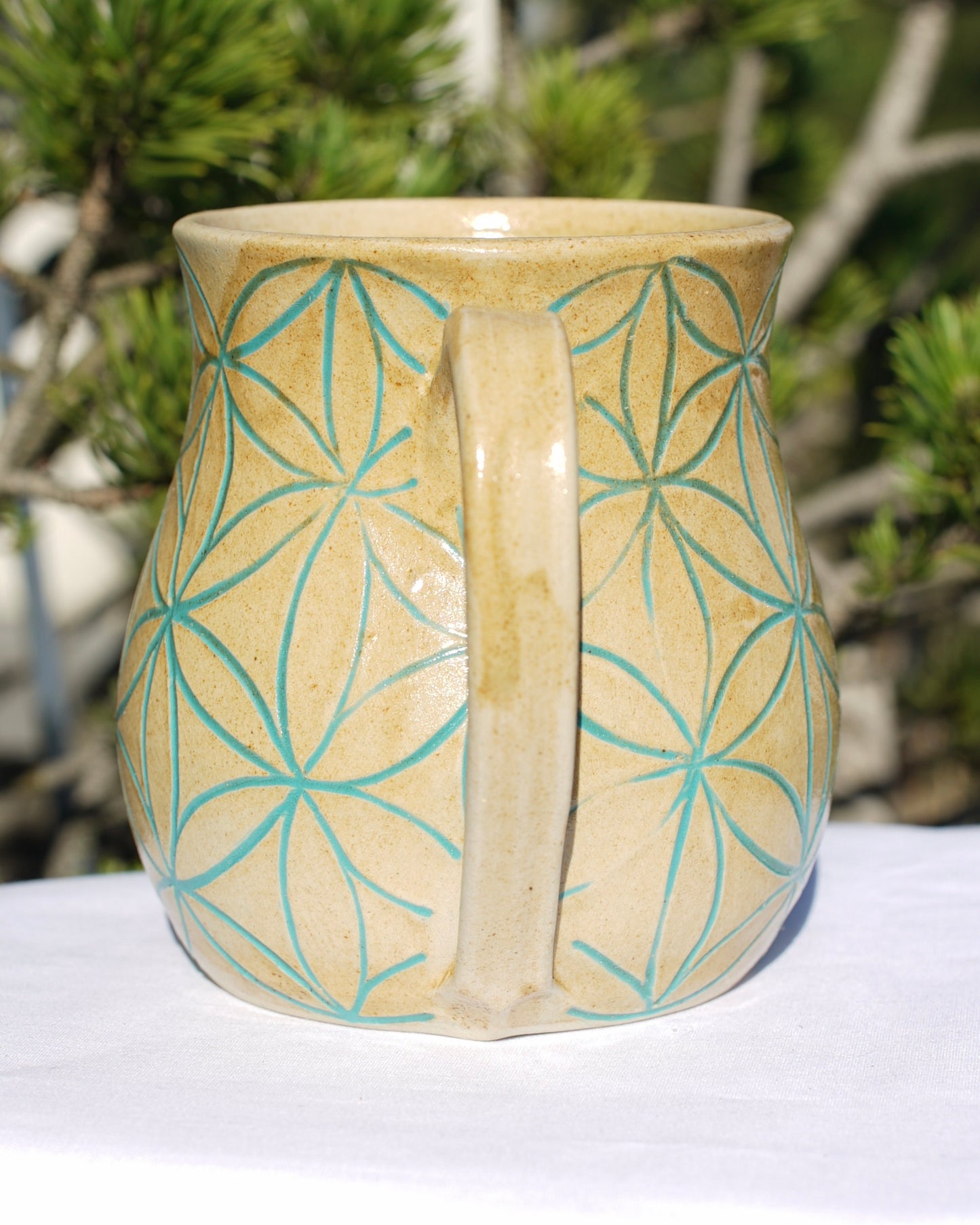 Tasse Fleur de vie Jade Sgraffito