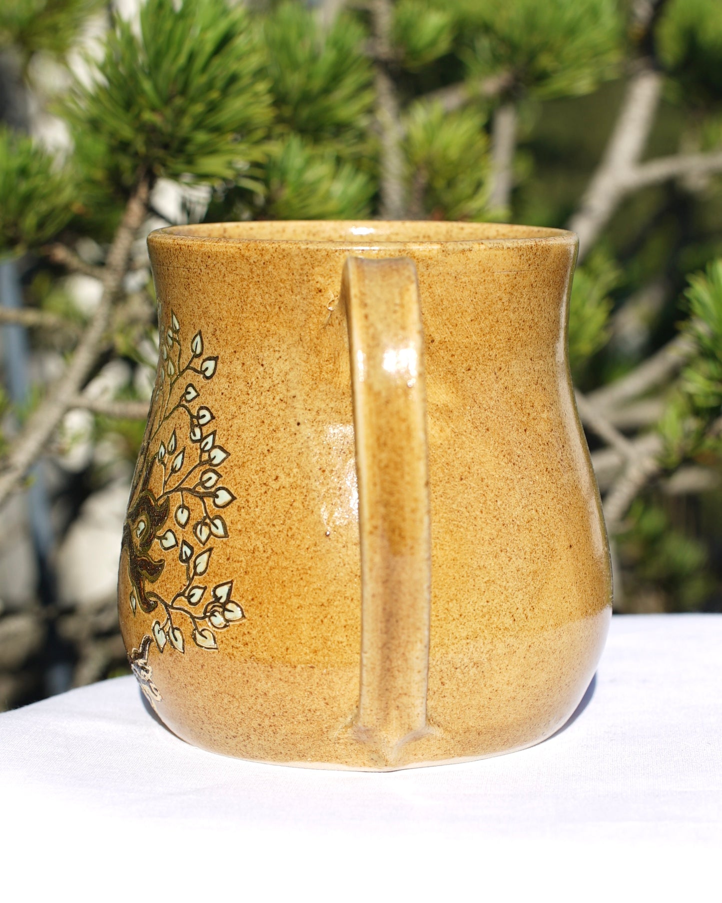 Tree of Life cup with healing clay and 24-carat gold