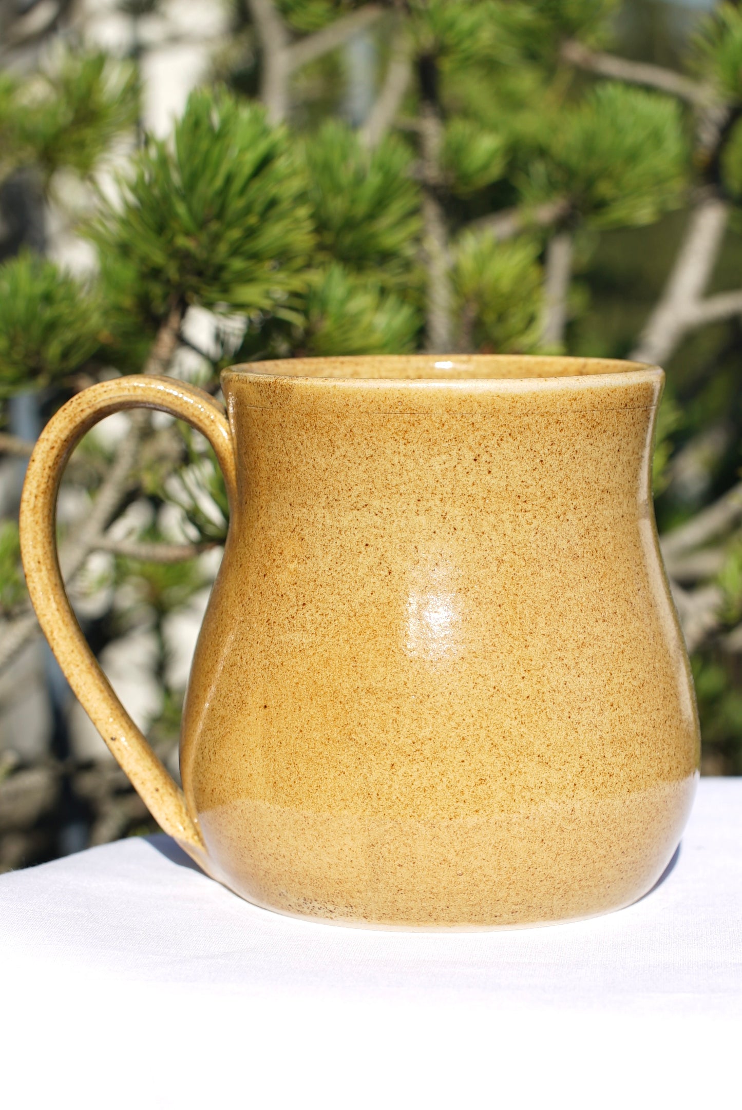 Tree of Life cup with healing clay and 24-carat gold