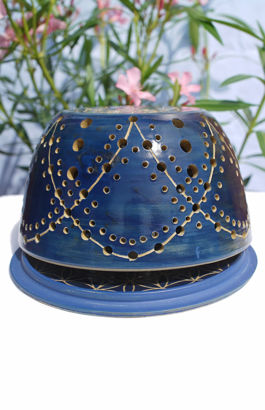 Blue tealight dome with Metatron's cube on top