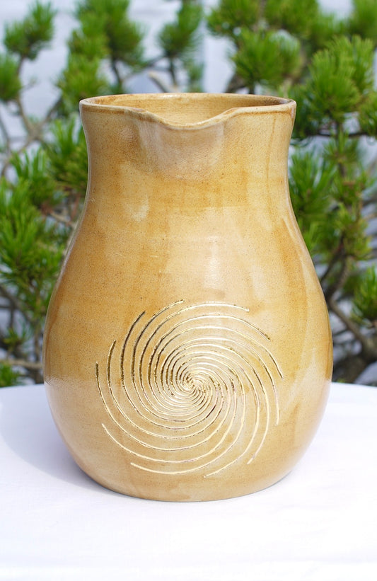 Jug spiral 24 carat gold