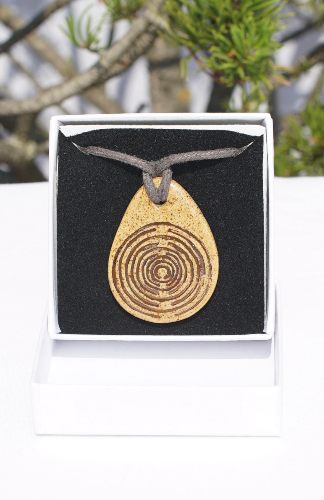 Amulet Sri Yantra in 24 carat gold, Lakhovsky coil in real copper