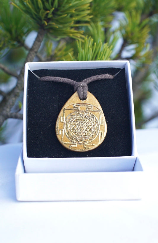 Amulet Sri Yantra in 24 carat gold, Lakhovsky coil in real copper 2