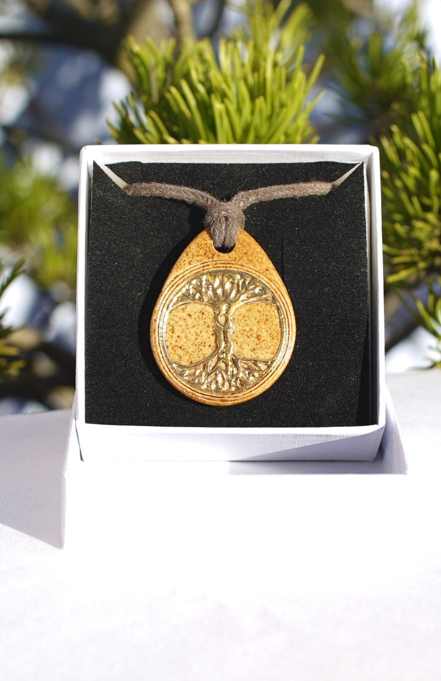 Amulet tree of life 24 carat gold