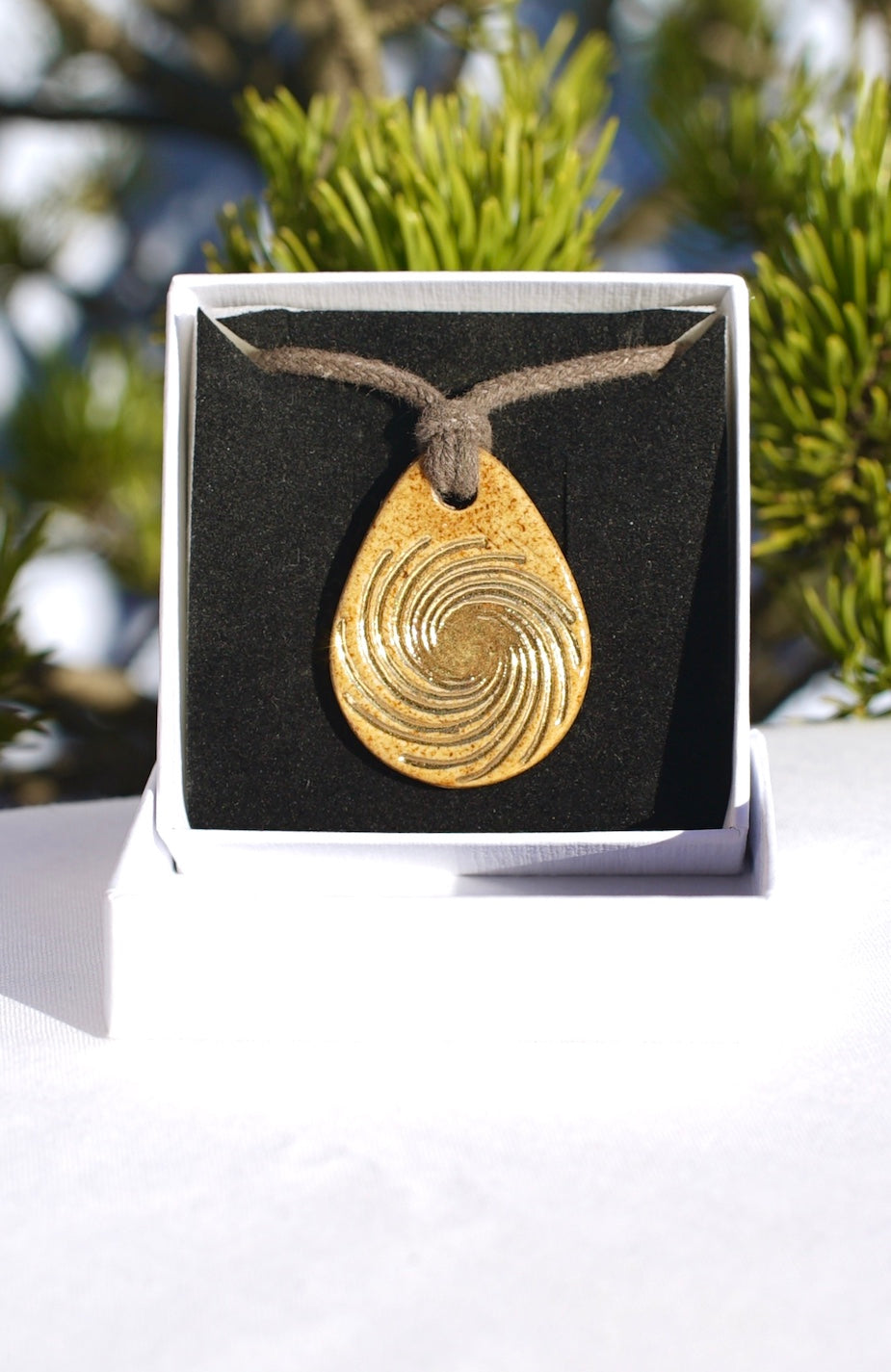 Amulet spiral - real gold